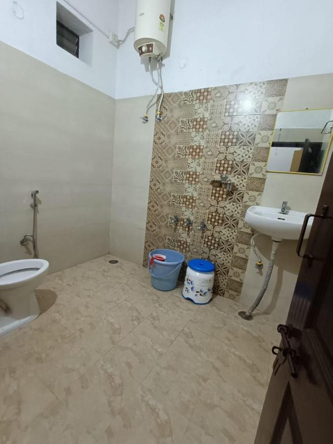 M Cube Service Apartments ساكليشبور المظهر الخارجي الصورة