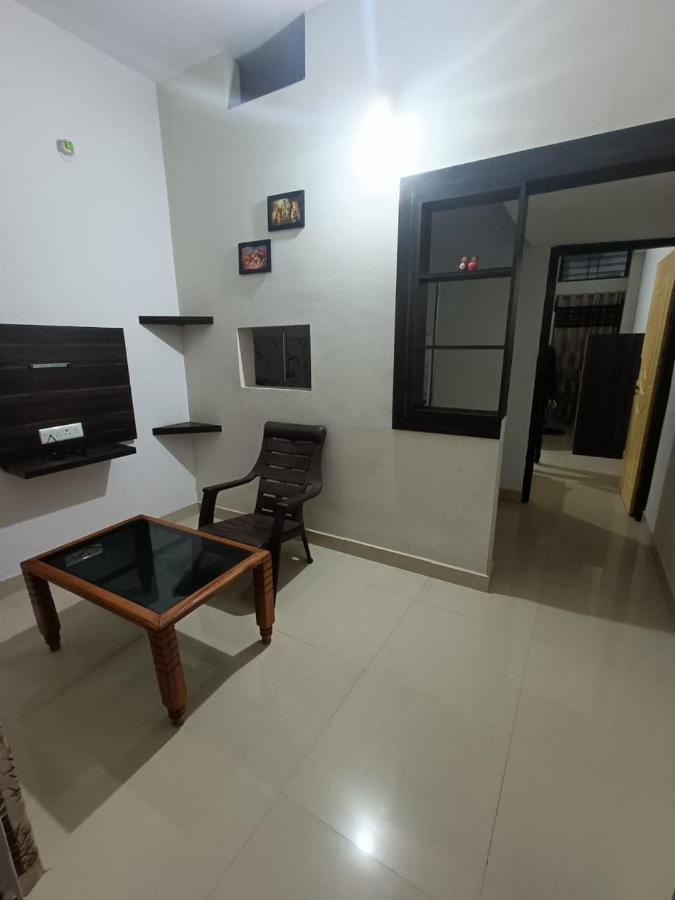 M Cube Service Apartments ساكليشبور المظهر الخارجي الصورة